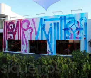 LOUIS VUITTON STORE GRAFFITIED BY ARTIST RETNA  Miami design, Design  district, Louis vuitton store