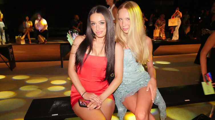 DavidSiqueiros_SwimWeek_P1890058
