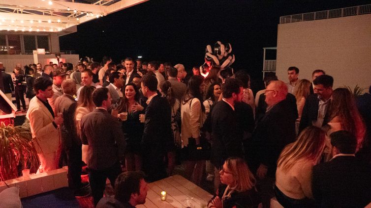 SohoBeachHouse_CirqueDuSoLou_LW3_P1830587