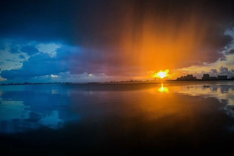 DavidSiqueiros_Daybreak_IRainStormAtDaybreakByDavidSiqueiros4eMail